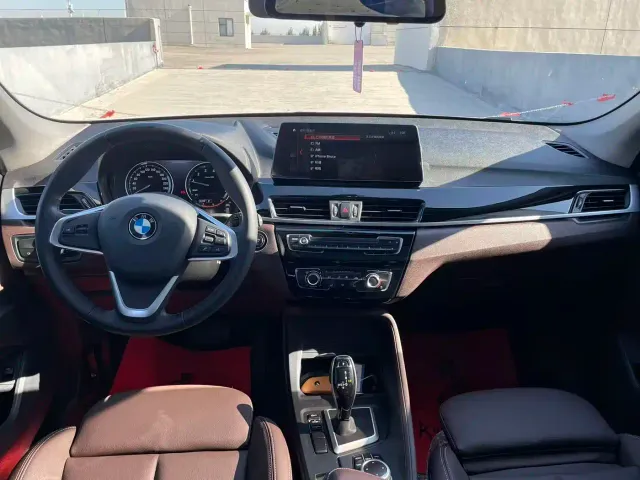 BMW X1 — Фото автомобиля 6