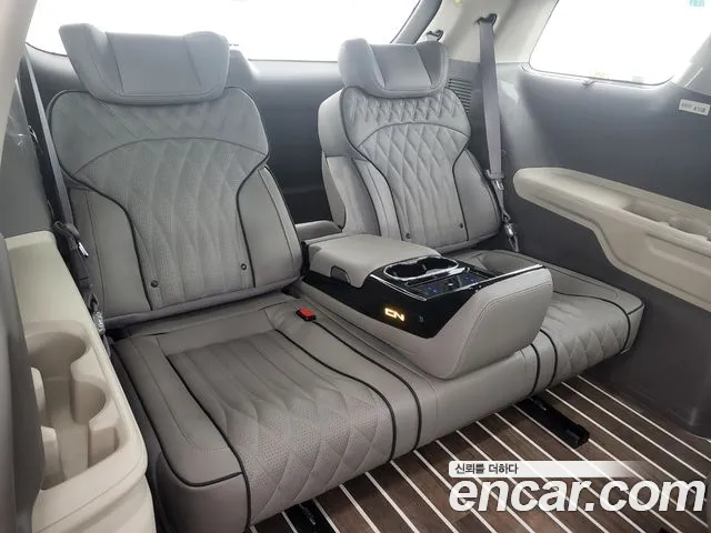 Kia Carnival 4th Gen — Фото автомобиля 14