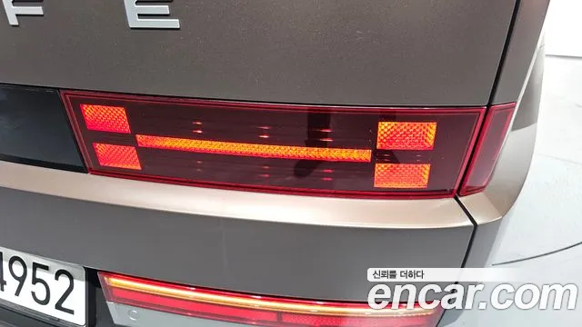Hyundai Santa Fe MX5 — Фото автомобиля 8