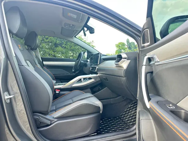 Geely Binyue — Фото автомобиля 16