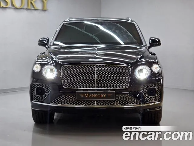 Bentley Bentayga — Фото автомобиля 3