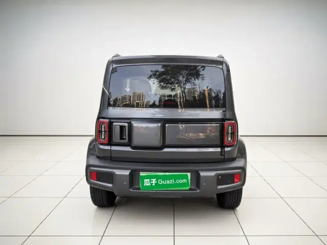 Baojun Yep — Фото автомобиля 3