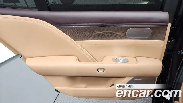 Genesis G90 — Фото автомобиля 20