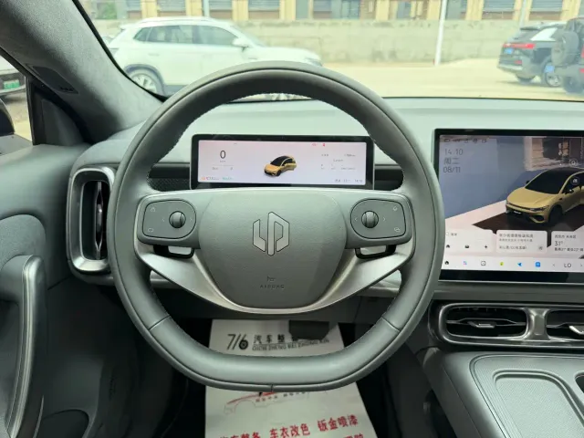 Leapmotor Lafa 5 — Фото автомобиля 11
