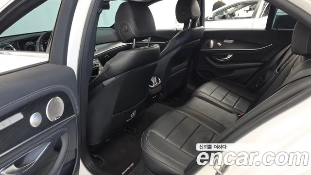 Mercedes-Benz E-Class W213 — Фото автомобиля 16