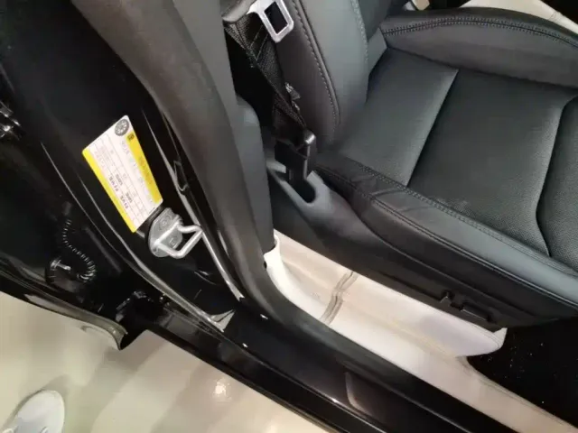 Tesla Model Y — Фото автомобиля 24