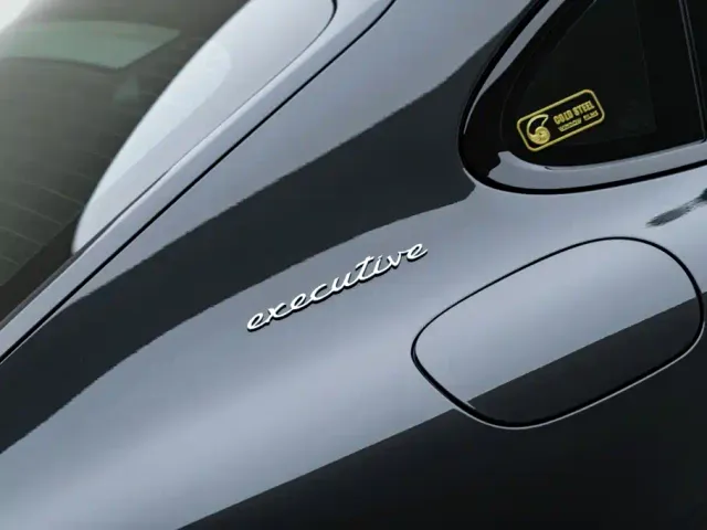 Porsche Panamera — Фото автомобиля 8