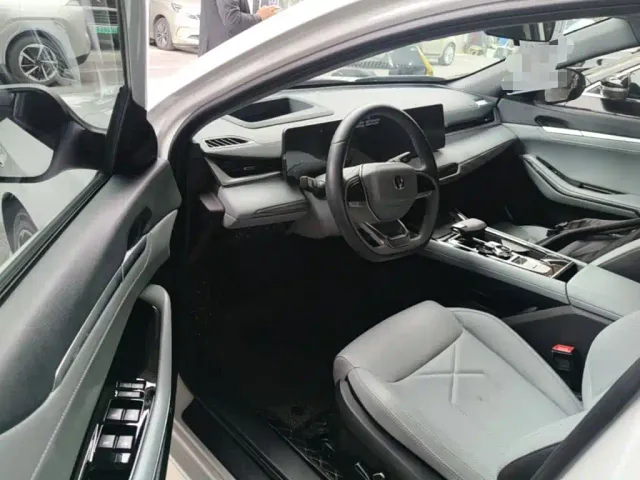 Changan Raeton Plus — Фото автомобиля 15