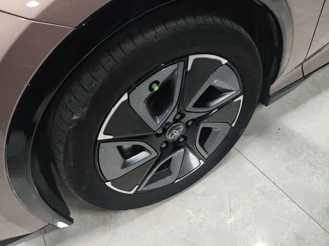 Toyota bZ3 — Фото автомобиля 22
