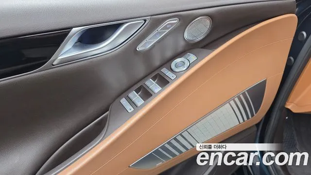 Genesis G80 Бензин 2.5 турбо 2WD — Фото автомобиля 28