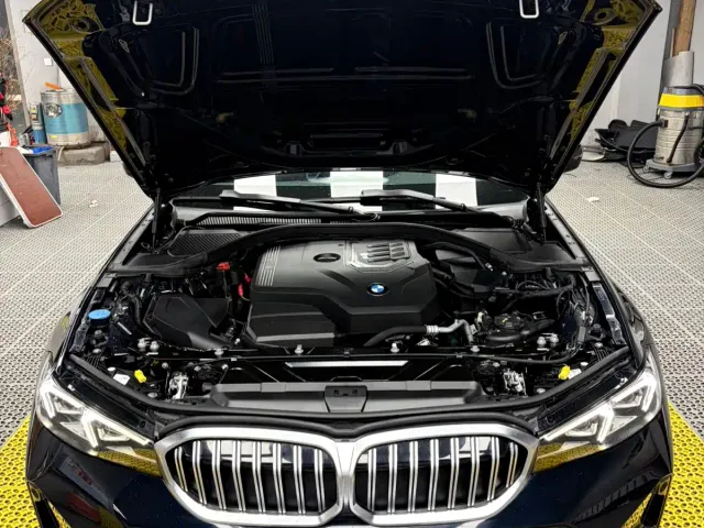 BMW 3 Series — Фото автомобиля 9