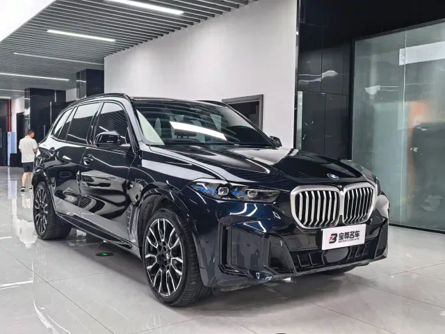 BMW X5 — Фото автомобиля 4
