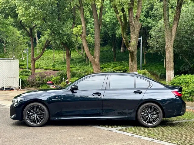 BMW 3 Series — Фото автомобиля 3