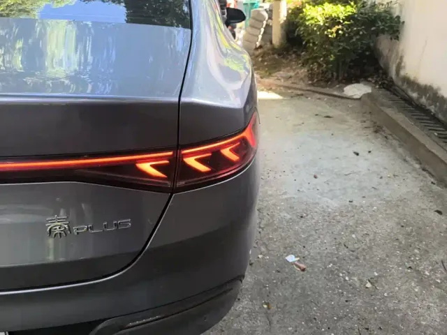 BYD Qin PLUS — Фото автомобиля 7