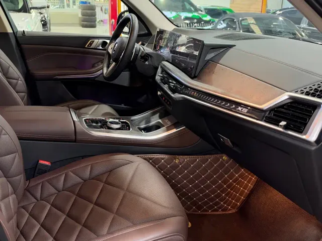 BMW X5 — Фото автомобиля 14
