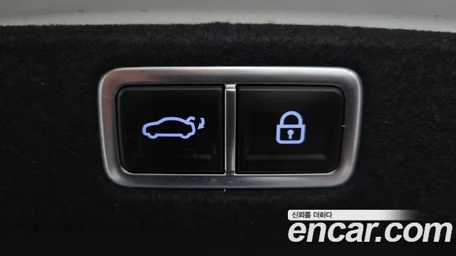 Hyundai Grandeur Grandeur (GN7) 3.5 LPG 2WD (Такси) — Фото автомобиля 15