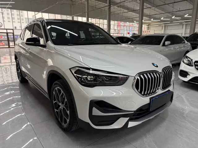BMW X1 — Фото автомобиля 3