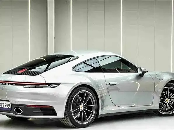 Porsche 911 — Фото автомобиля 8