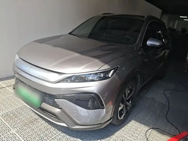 Фотография автомобиля — BYD Song Pro