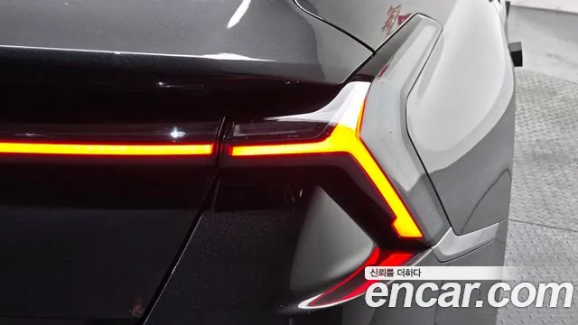 Kia K8 The New K8 2.5 Бензин 2WD — Фото автомобиля 21