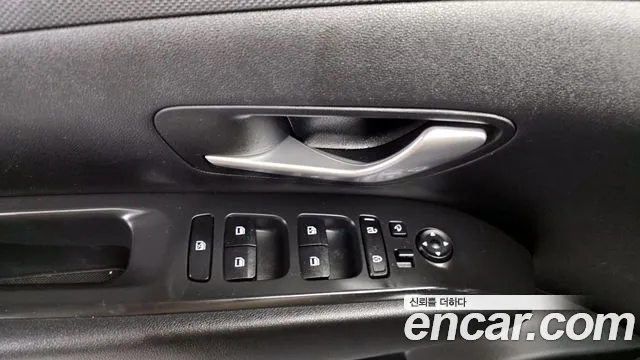 Hyundai Tucson Tucson (NX4) Дизель 2.0 2WD — Фото автомобиля 14