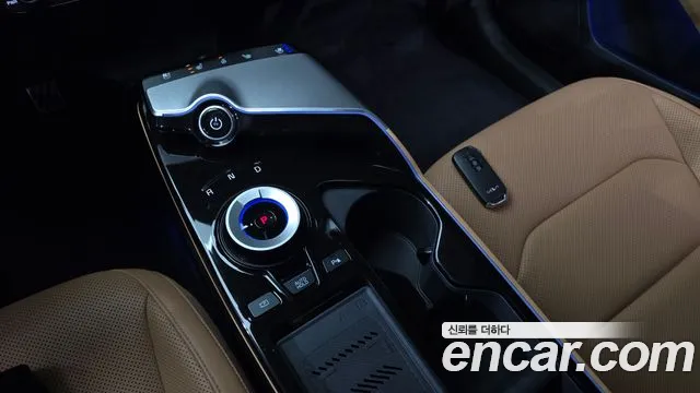 Kia EV6 — Фото автомобиля 12