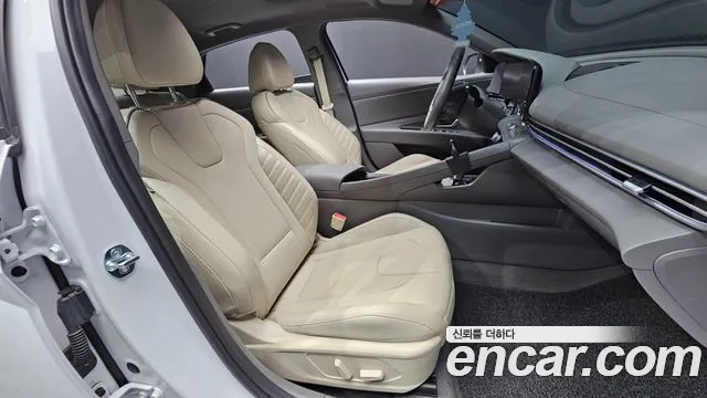 Hyundai AVANTE Новый Avante (CN7) — Фото автомобиля 11
