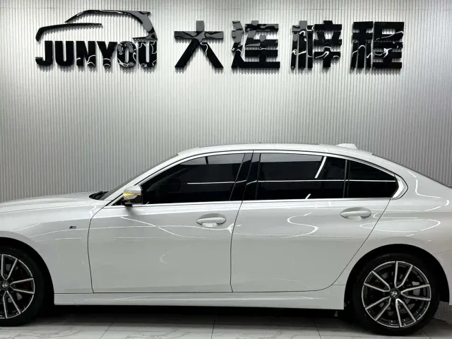 BMW 3 Series — Фото автомобиля 7