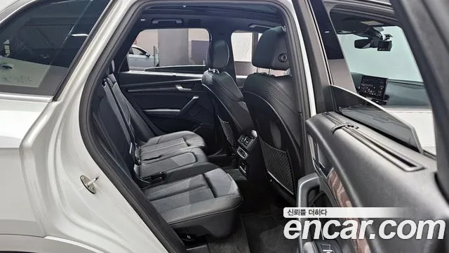Audi Q5 40 TDI quattro Premium — Фото автомобиля 12