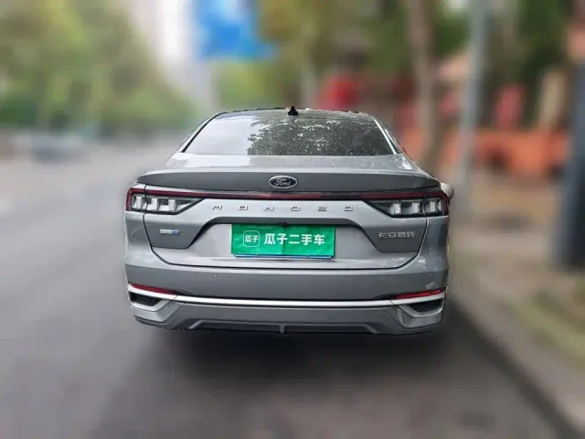 Ford Mondeo — Фото автомобиля 5