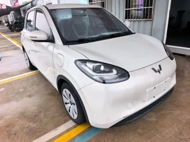 Wuling Bingo — Фото автомобиля 3