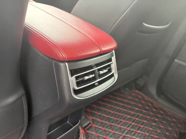 Changan CS75 Plus — Фото автомобиля 11