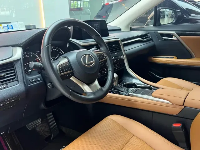 Lexus RX — Фото автомобиля 8
