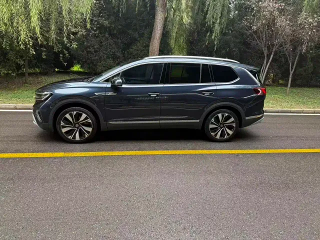 Volkswagen Talagon — Фото автомобиля 3
