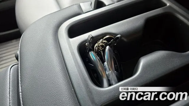 Hyundai Staria Staria Карго 3 места — Фото автомобиля 13