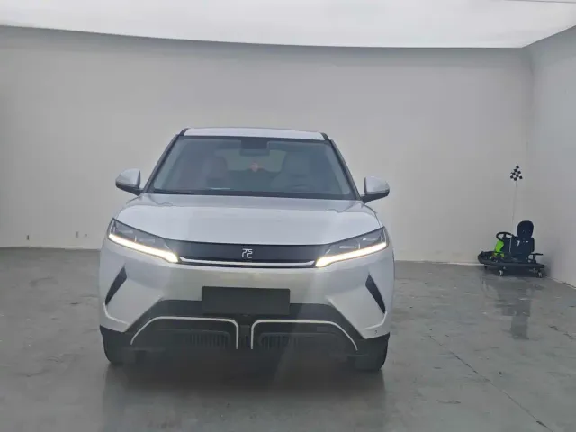 BYD Yuan UP — Фото автомобиля 2