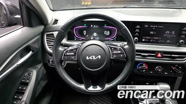 Kia Seltos New — Фото автомобиля 13