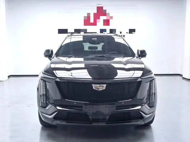 Cadillac XT5 — Фото автомобиля 2