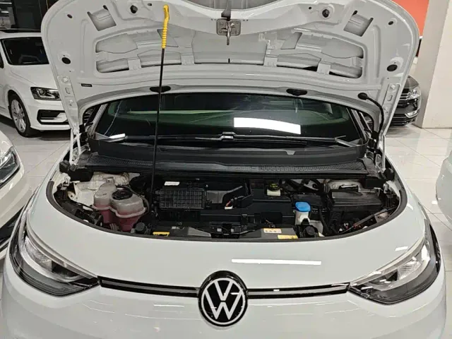 Volkswagen ID.3 — Фото автомобиля 19
