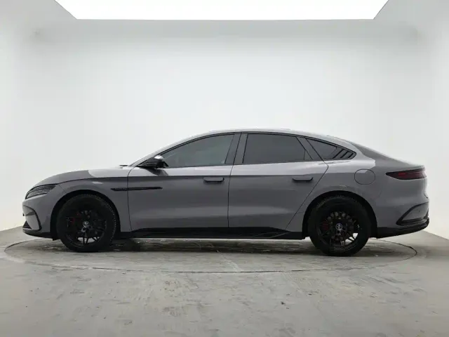 BYD Han — Фото автомобиля 6