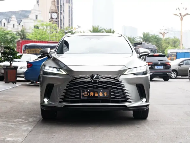Lexus RX — Фото автомобиля 2