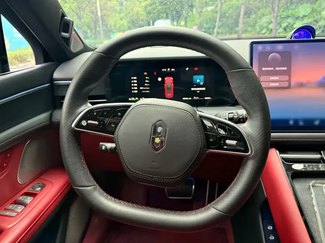 Aito M5 — Фото автомобиля 23
