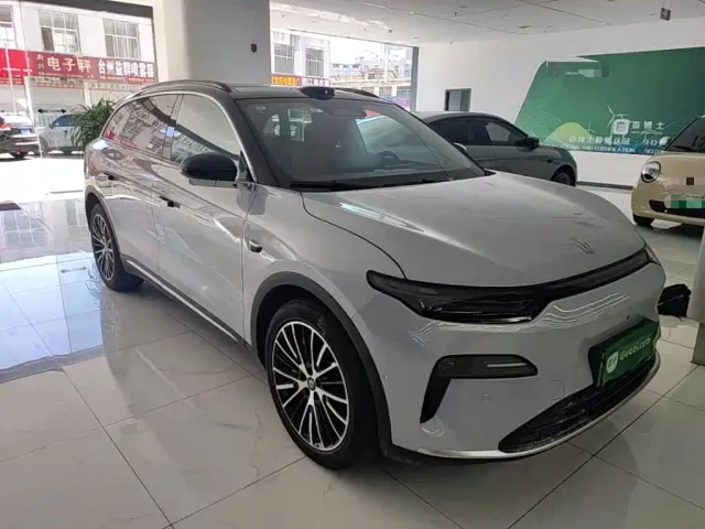 Leapmotor C11 — Фото автомобиля 3