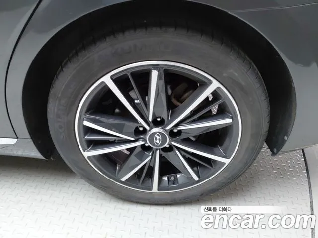 Hyundai Grandeur Новый Grandeur IG — Фото автомобиля 21