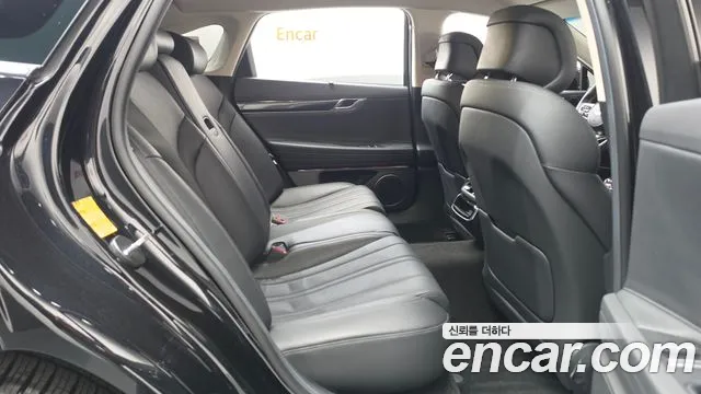 Genesis G80 RG3 — Фото автомобиля 12