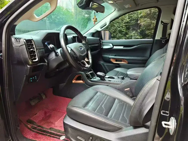 Ford Ranger — Фото автомобиля 3