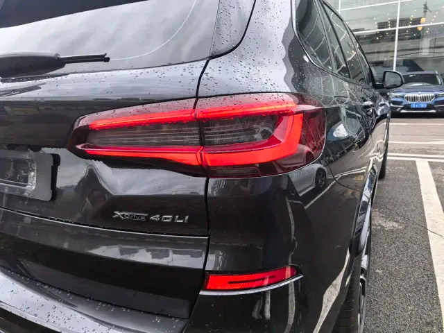 BMW X5 — Фото автомобиля 7