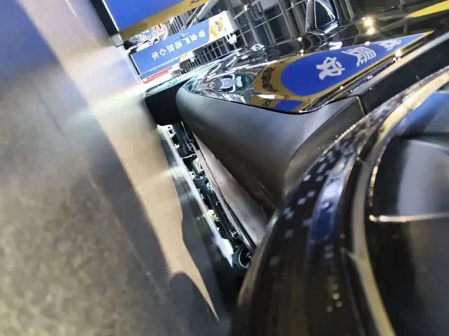 Tesla Model Y — Фото автомобиля 21