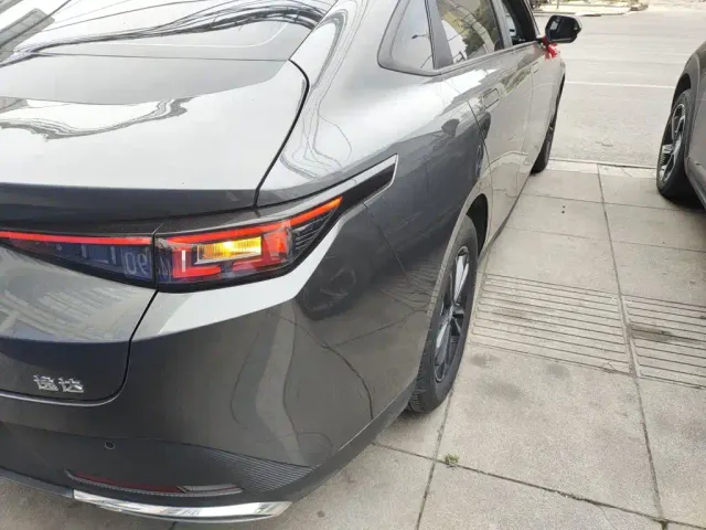 Changan Lamore — Фото автомобиля 23