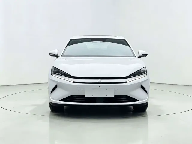 Фотография автомобиля — BYD Qin L